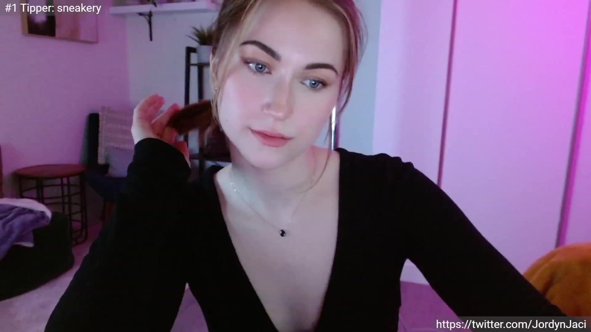 Gallery image thumbnail from JordynJaci's myfreecams stream on, 04/07/2023, 21:05 image 3 of 20