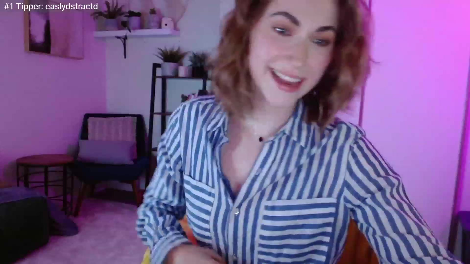 Gallery image thumbnail from JordynJaci's myfreecams stream on, 04/20/2023, 20:50 image 4 of 20
