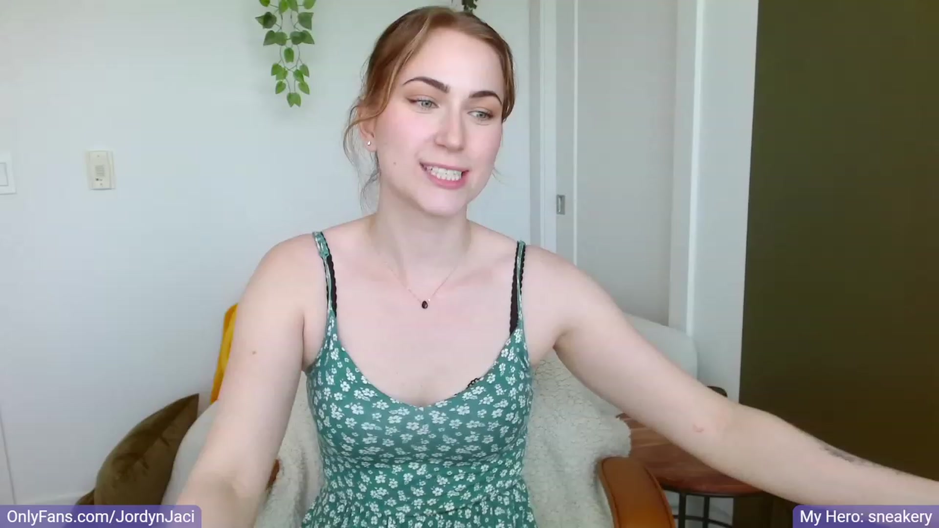 Gallery image thumbnail from JordynJaci's myfreecams stream on, 06/13/2023, 19:43 image 7 of 20