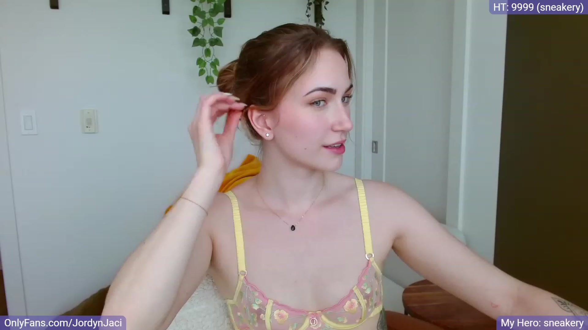 Gallery image thumbnail from JordynJaci's myfreecams stream on, 06/13/2023, 21:05 image 7 of 20