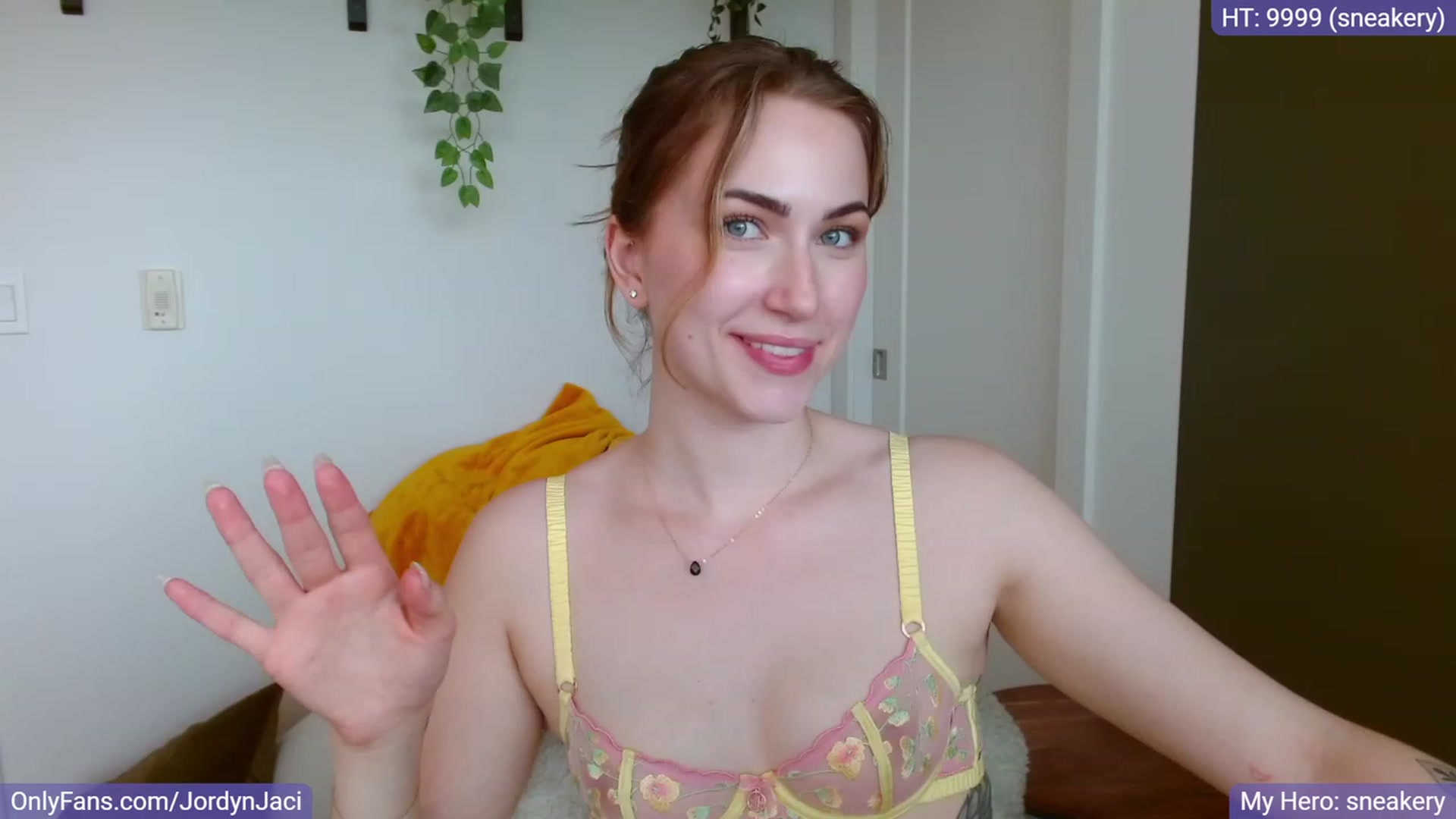 Gallery image thumbnail from JordynJaci's myfreecams stream on, 06/13/2023, 21:05 image 13 of 20