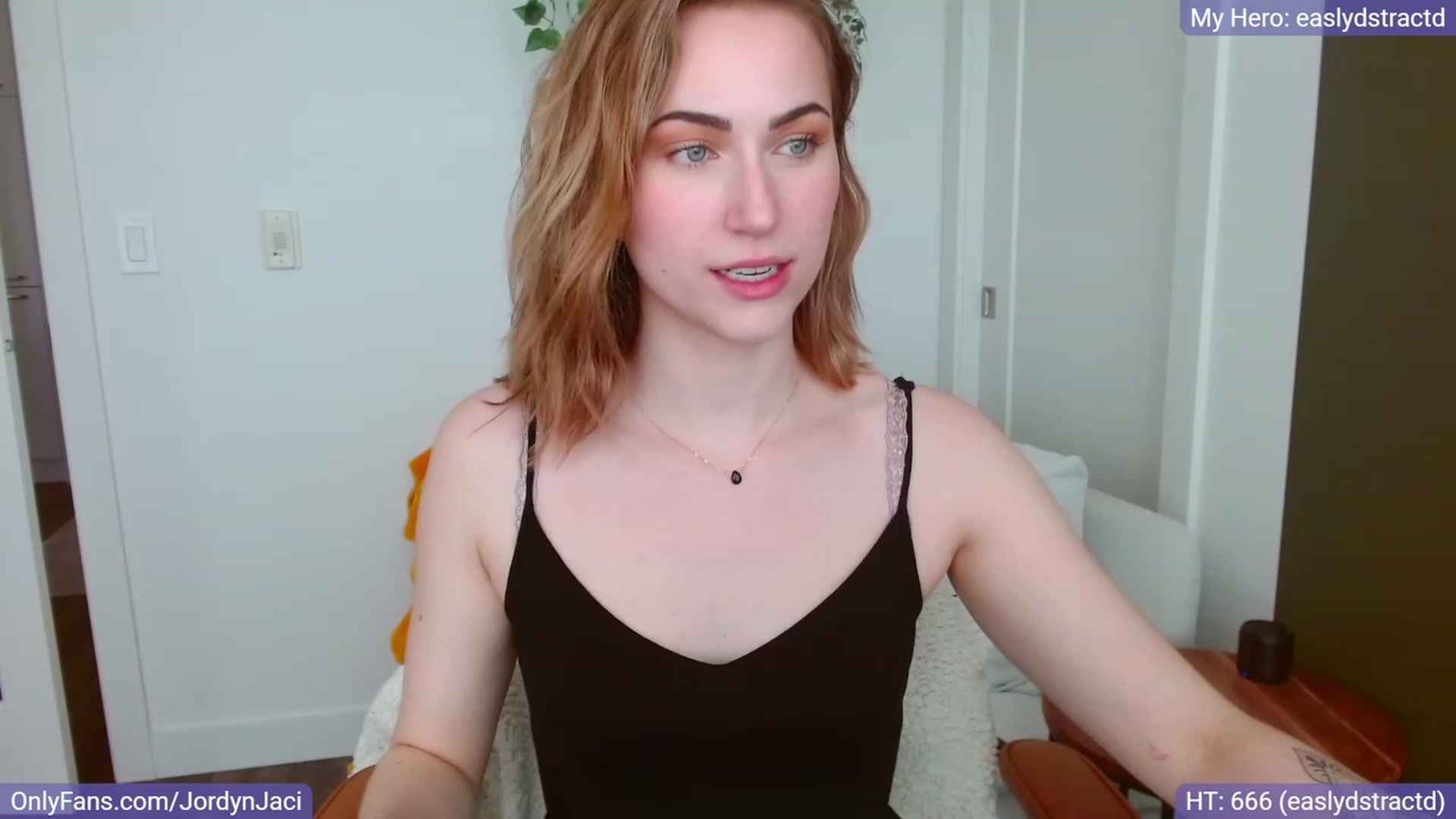 Gallery image thumbnail from JordynJaci's myfreecams stream on, 06/15/2023, 19:50 image 10 of 20
