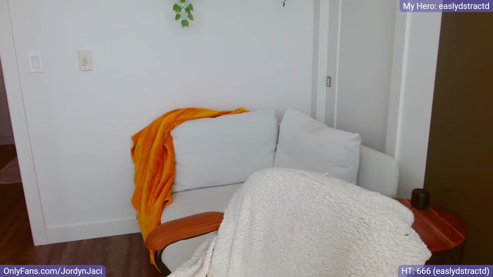 Gallery image thumbnail from JordynJaci's myfreecams stream on, 06/15/2023, 19:50 image 7 of 20
