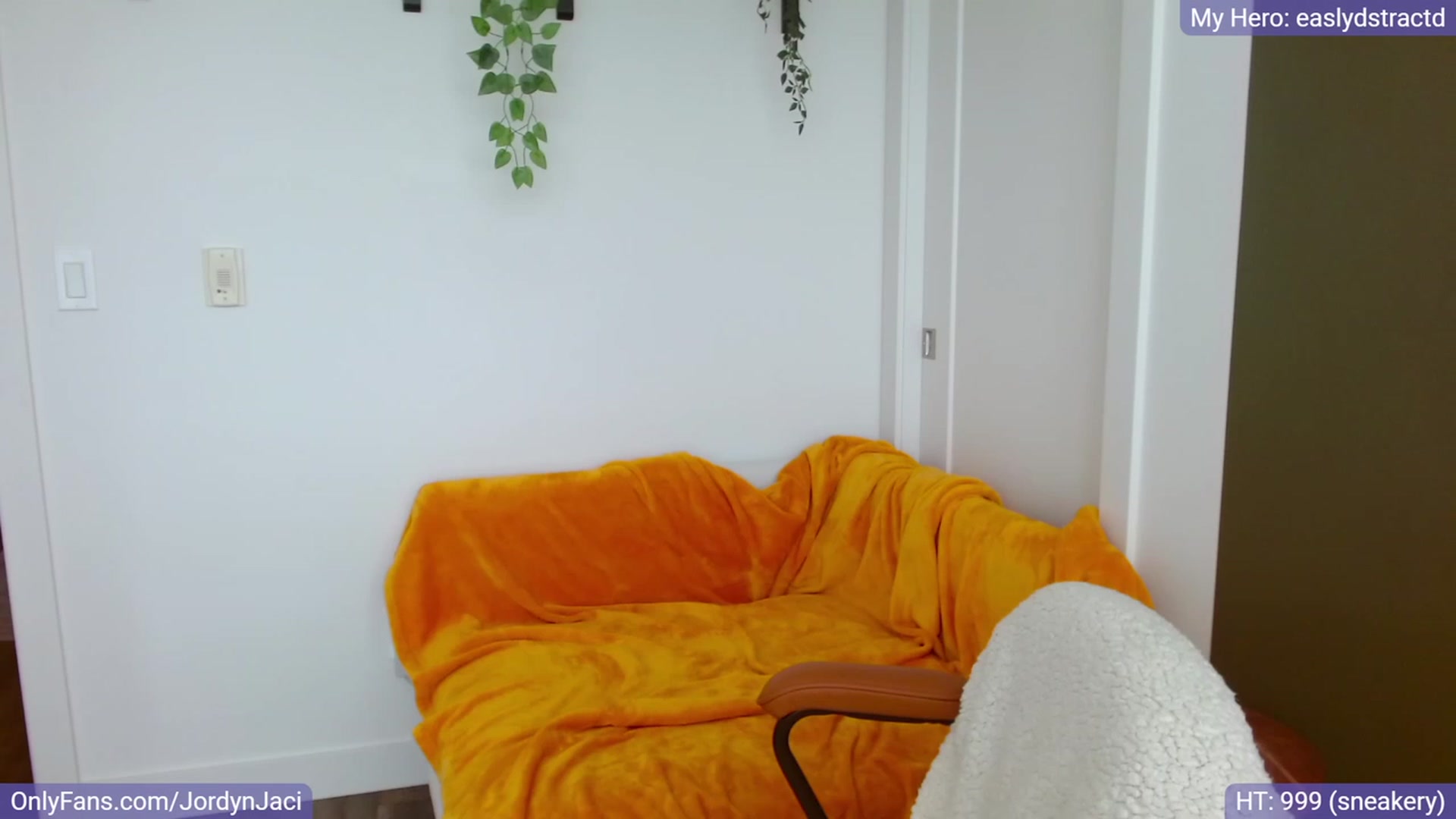 Gallery image thumbnail from JordynJaci's myfreecams stream on, 06/15/2023, 20:37 image 18 of 20