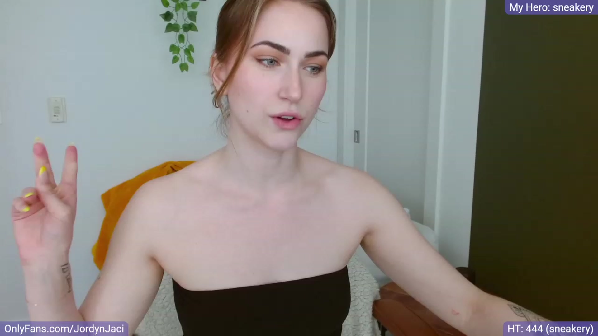 Gallery image thumbnail from JordynJaci's myfreecams stream on, 06/19/2023, 19:18 image 4 of 20