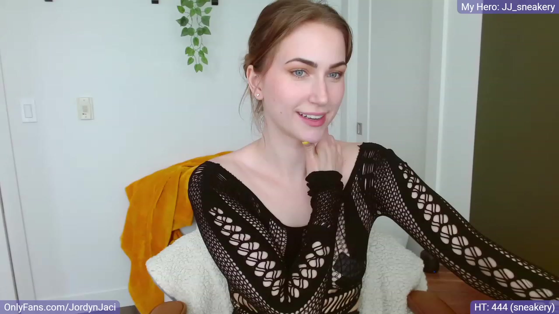 Gallery image thumbnail from JordynJaci's myfreecams stream on, 06/19/2023, 20:52 image 20 of 20