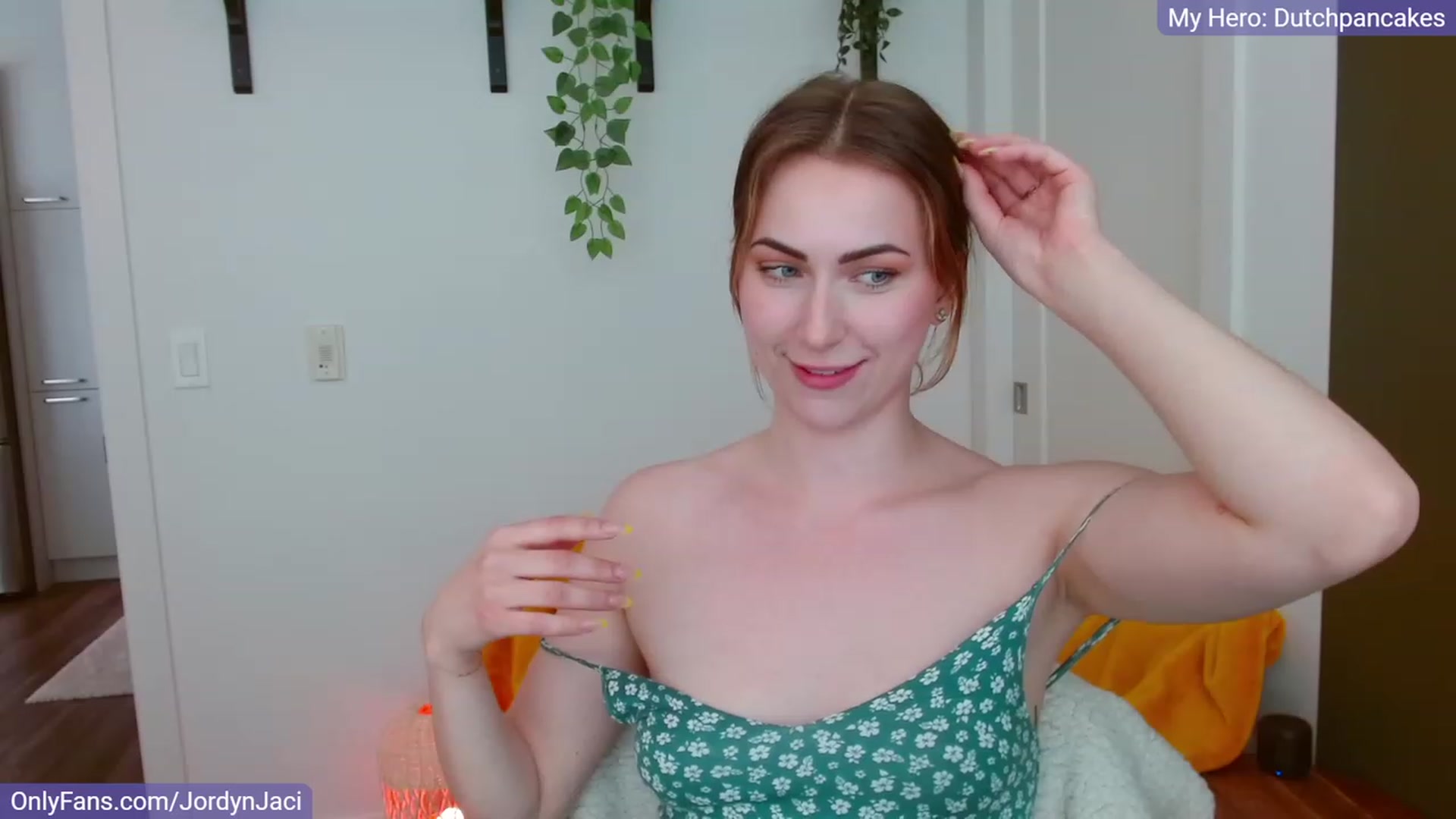 Gallery image thumbnail from JordynJaci's myfreecams stream on, 07/06/2023, 19:49 image 10 of 20