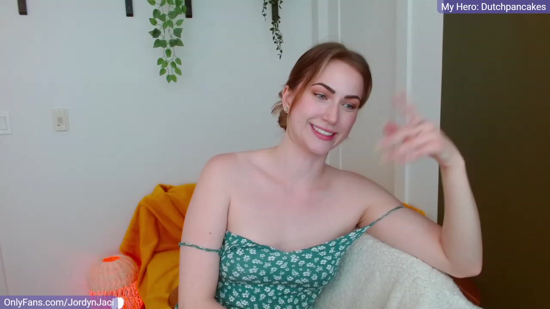 Gallery image thumbnail from JordynJaci's myfreecams stream on, 07/06/2023, 19:49 image 11 of 20