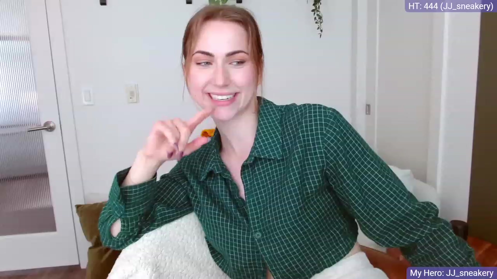 Gallery image thumbnail from JordynJaci's myfreecams stream on, 07/18/2023, 21:45 image 6 of 20