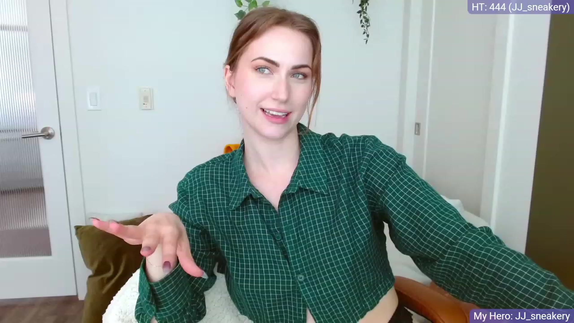 Gallery image thumbnail from JordynJaci's myfreecams stream on, 07/18/2023, 21:45 image 8 of 20