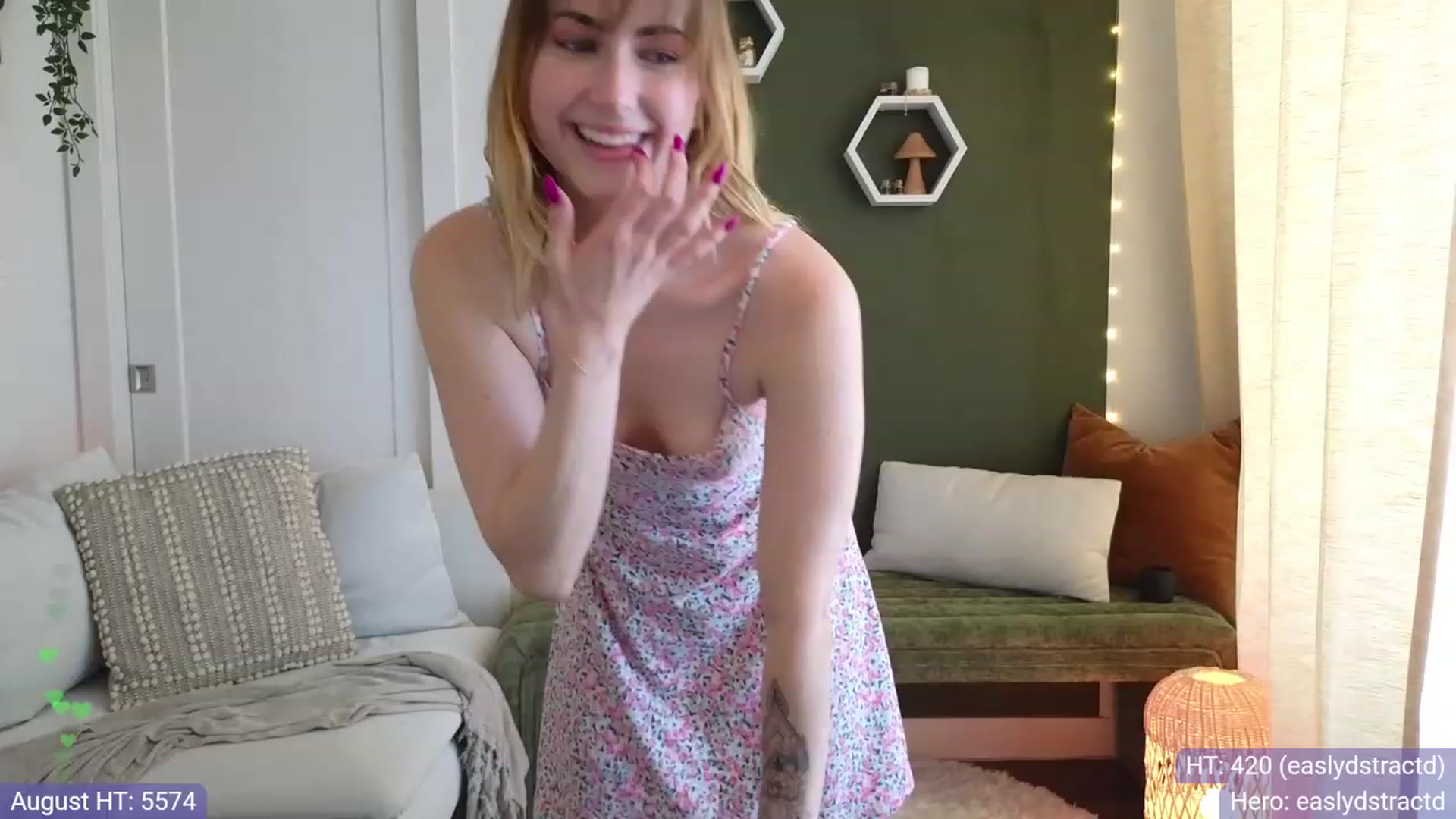 Gallery image thumbnail from JordynJaci's myfreecams stream on, 08/25/2023, 17:53 image 19 of 20