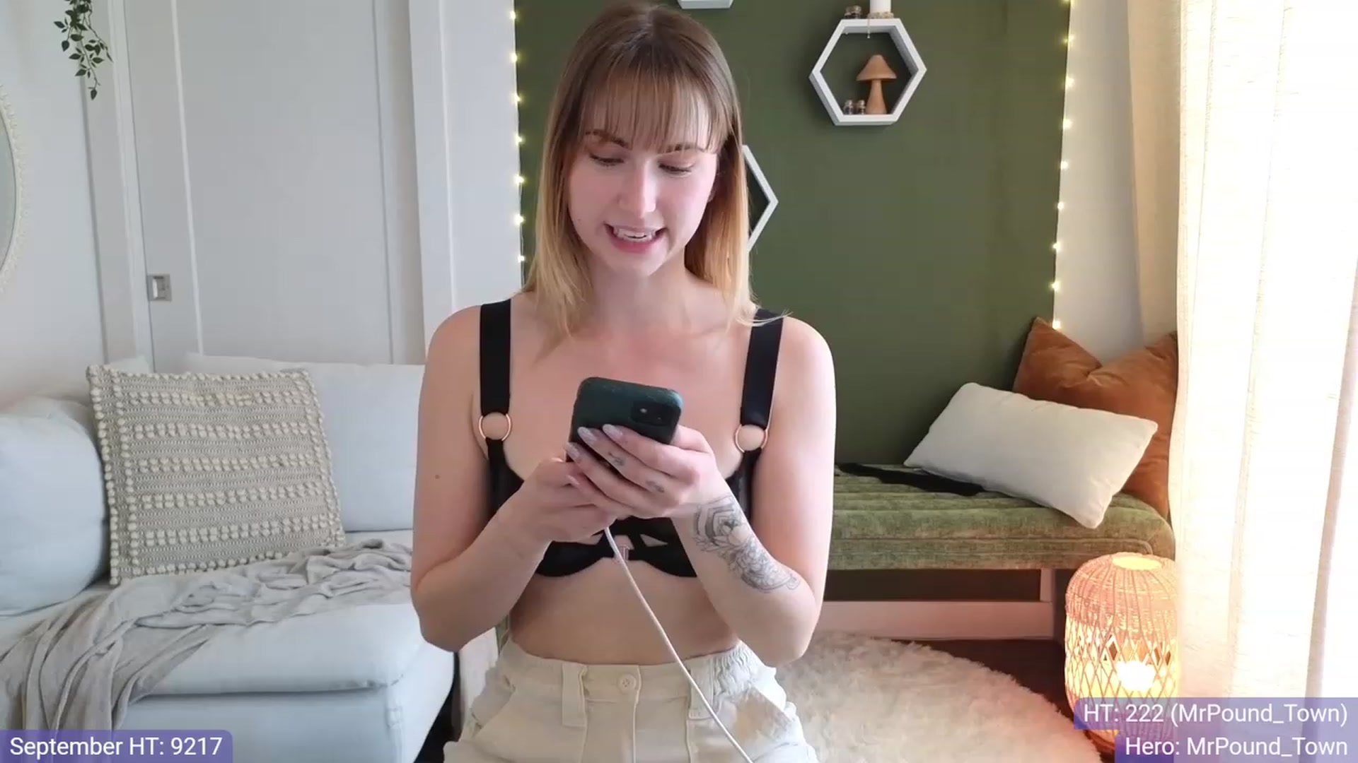 Gallery image thumbnail from JordynJaci's myfreecams stream on, 09/08/2023, 17:52 image 14 of 20
