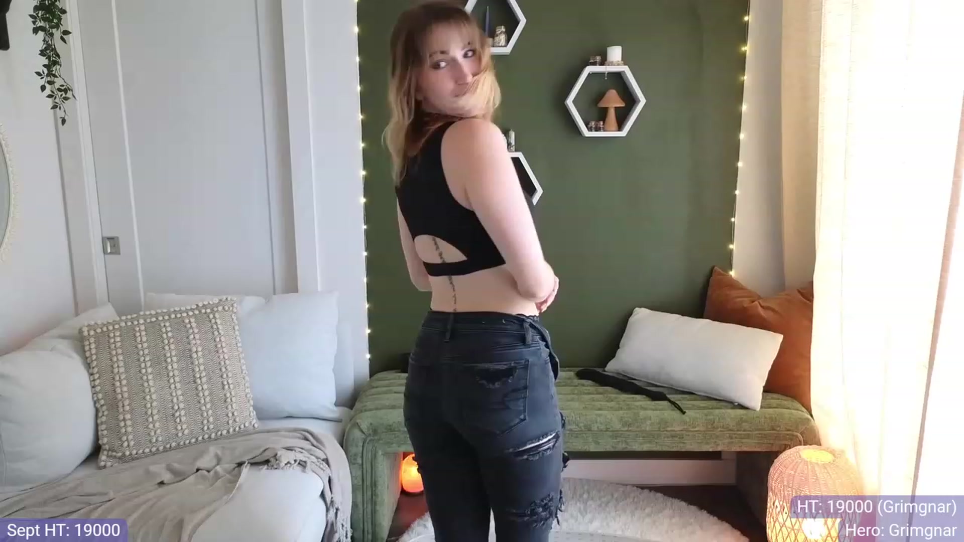 Gallery image thumbnail from JordynJaci's myfreecams stream on, 09/18/2023, 17:12 image 8 of 20