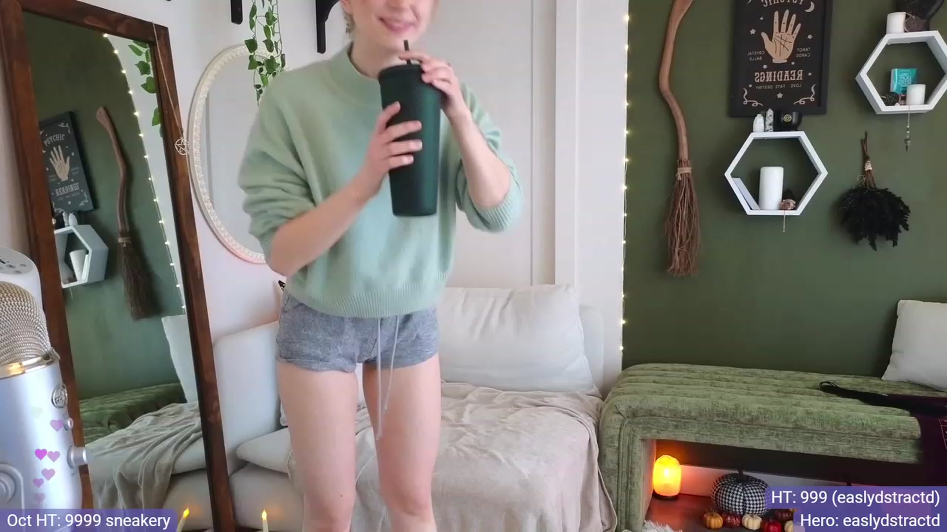 Gallery image thumbnail from JordynJaci's myfreecams stream on, 10/25/2023, 18:43 image 3 of 20