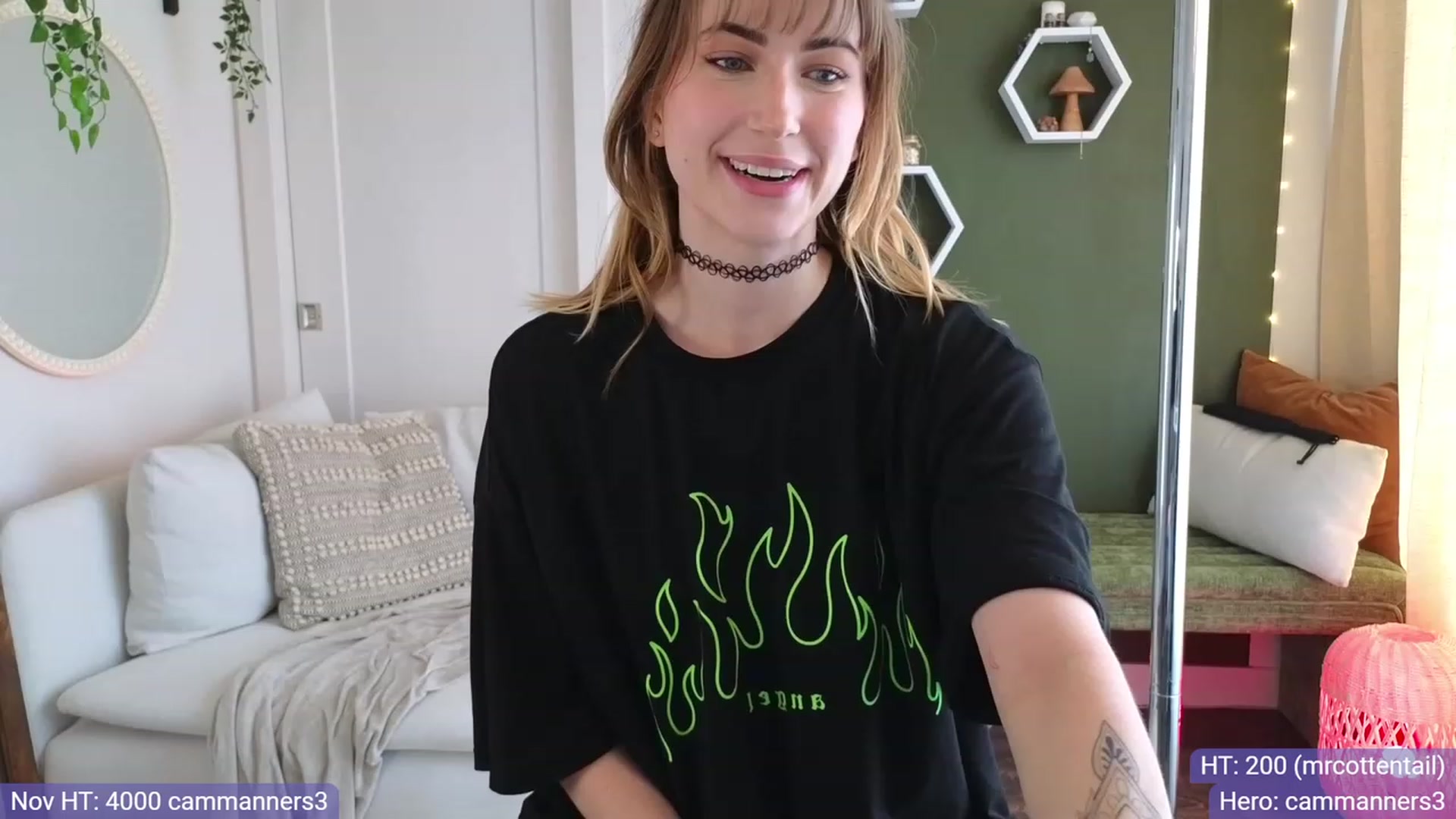 Gallery image thumbnail from JordynJaci's myfreecams stream on, 11/10/2023, 18:17 image 17 of 20