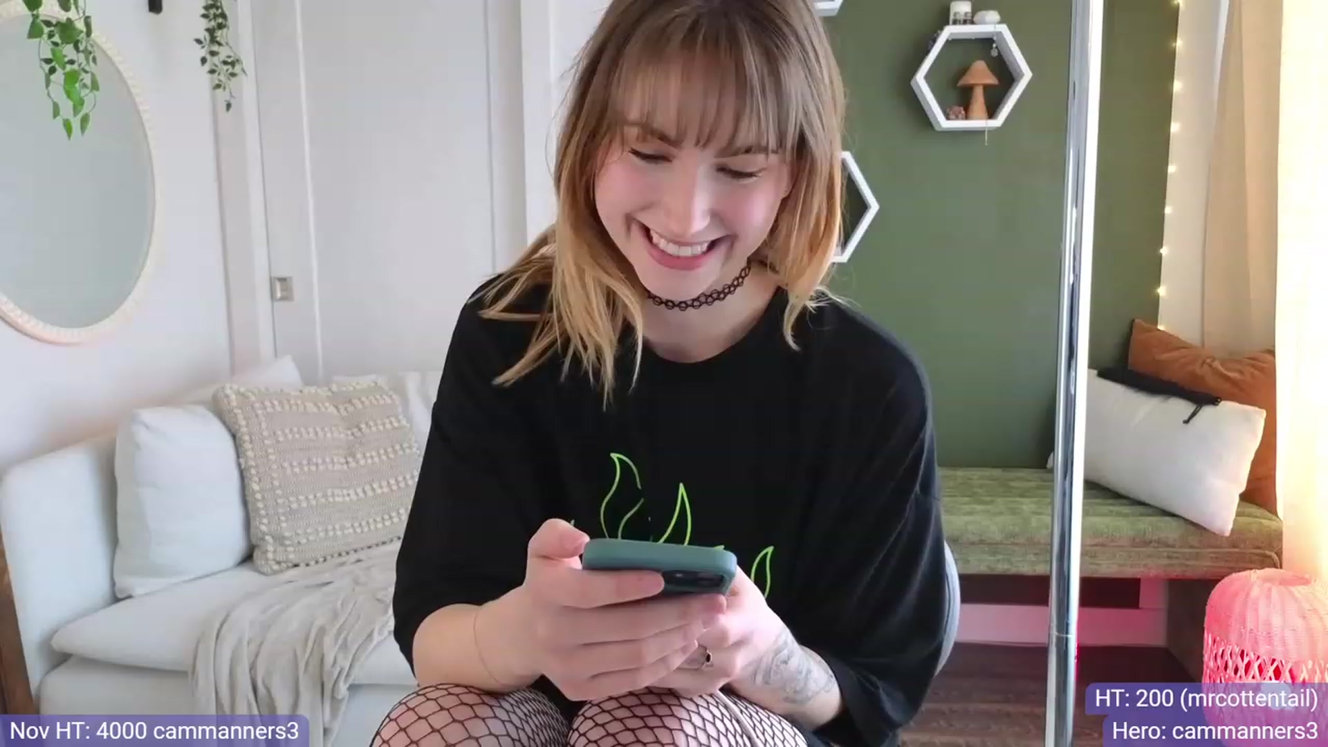 Gallery image thumbnail from JordynJaci's myfreecams stream on, 11/10/2023, 18:17 image 11 of 20