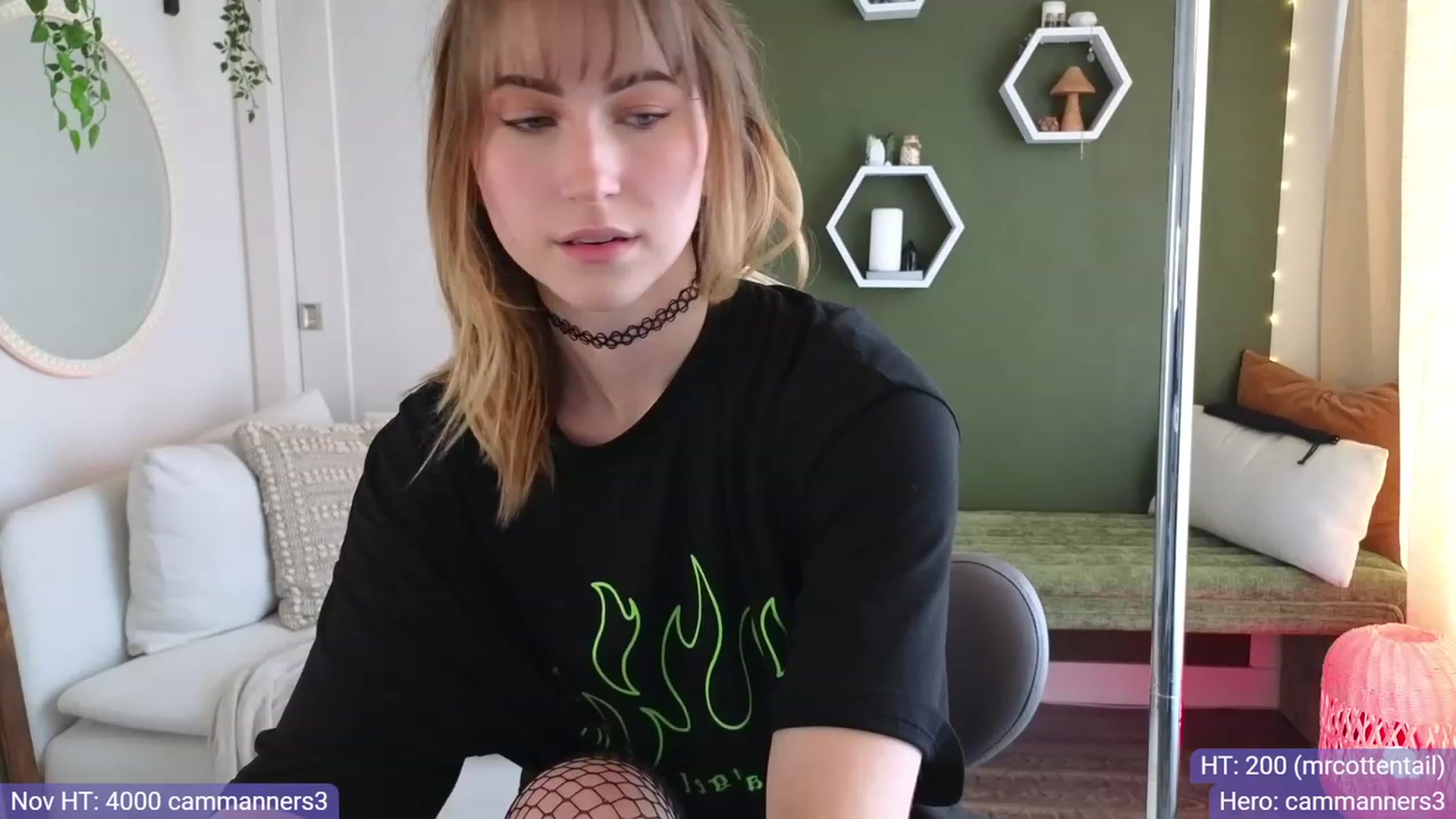 Gallery image thumbnail from JordynJaci's myfreecams stream on, 11/10/2023, 18:17 image 18 of 20