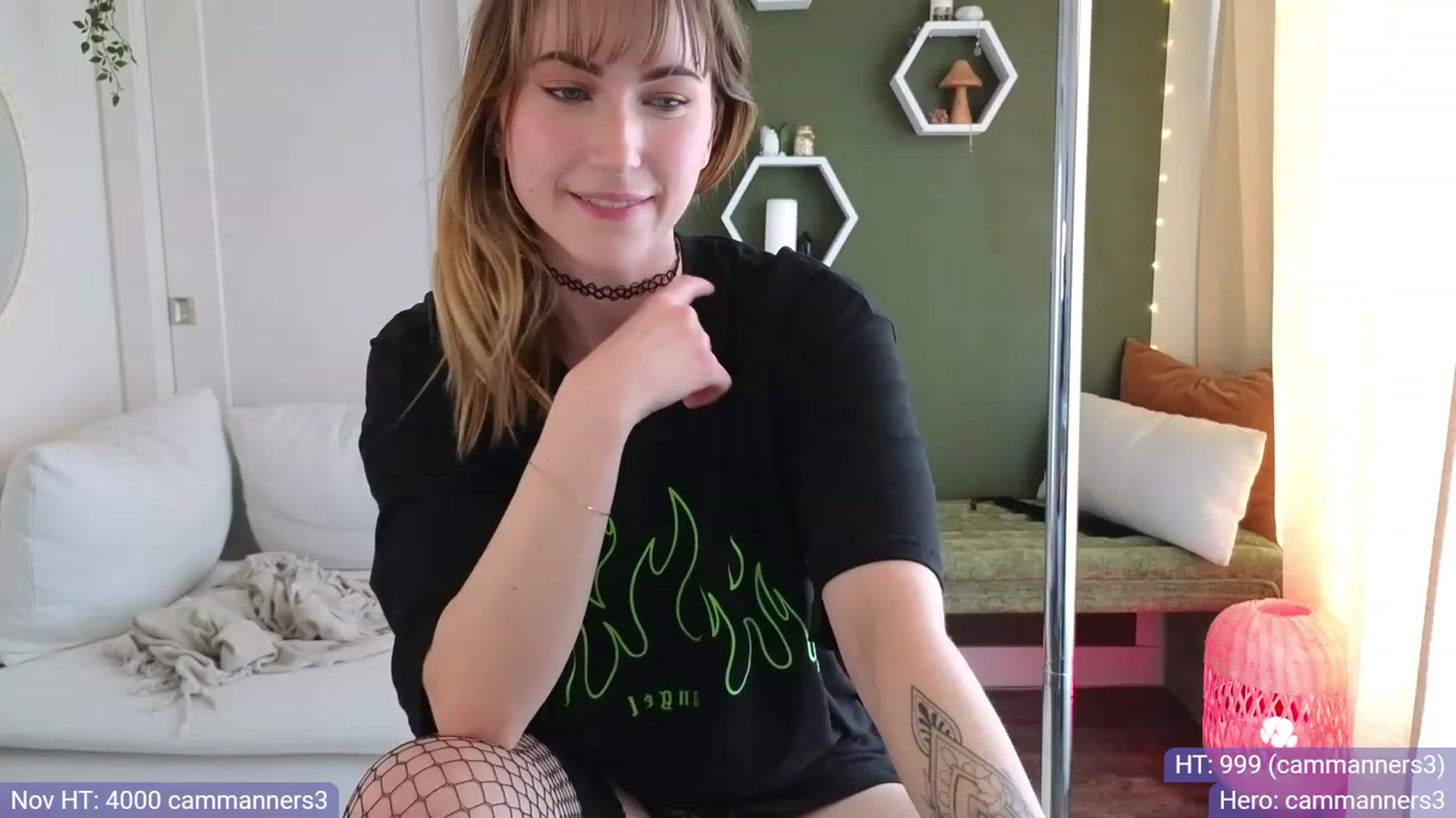 Gallery image thumbnail from JordynJaci's myfreecams stream on, 11/10/2023, 20:28 image 16 of 20
