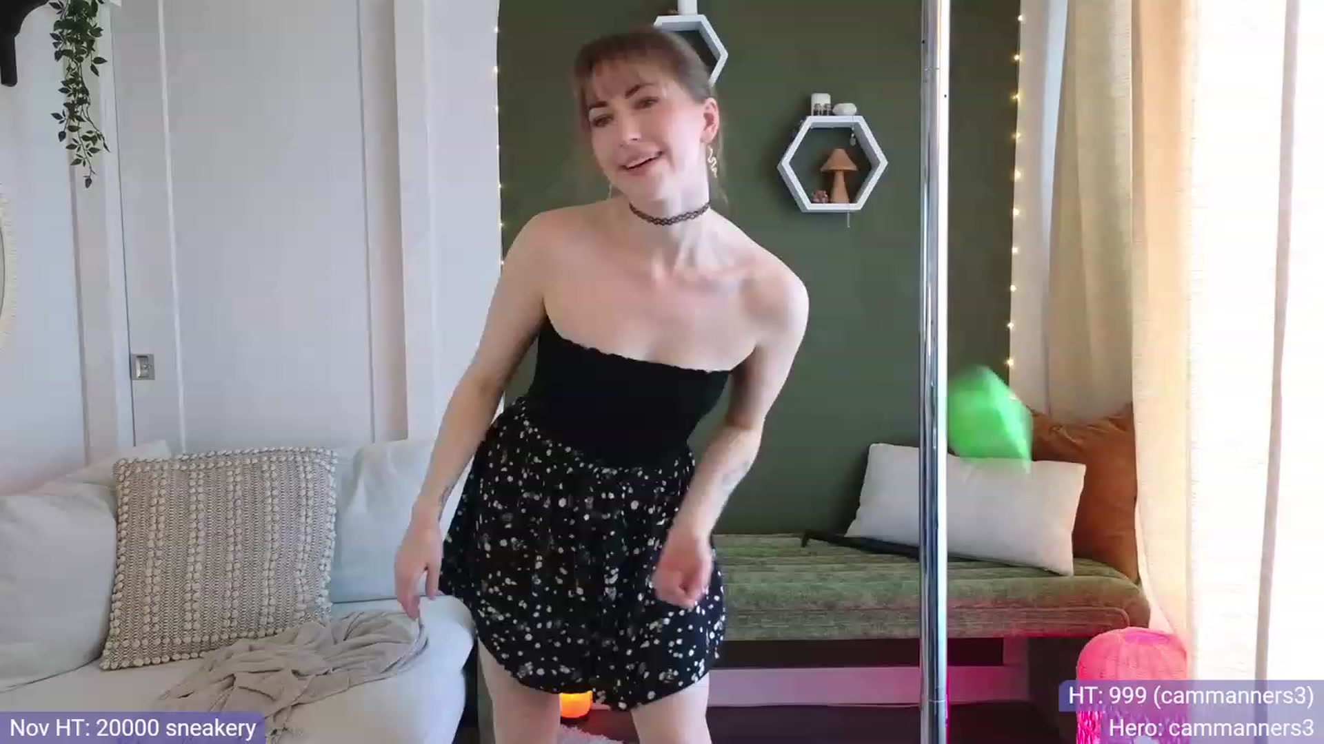 Gallery image thumbnail from JordynJaci's myfreecams stream on, 11/17/2023, 17:39 image 18 of 20