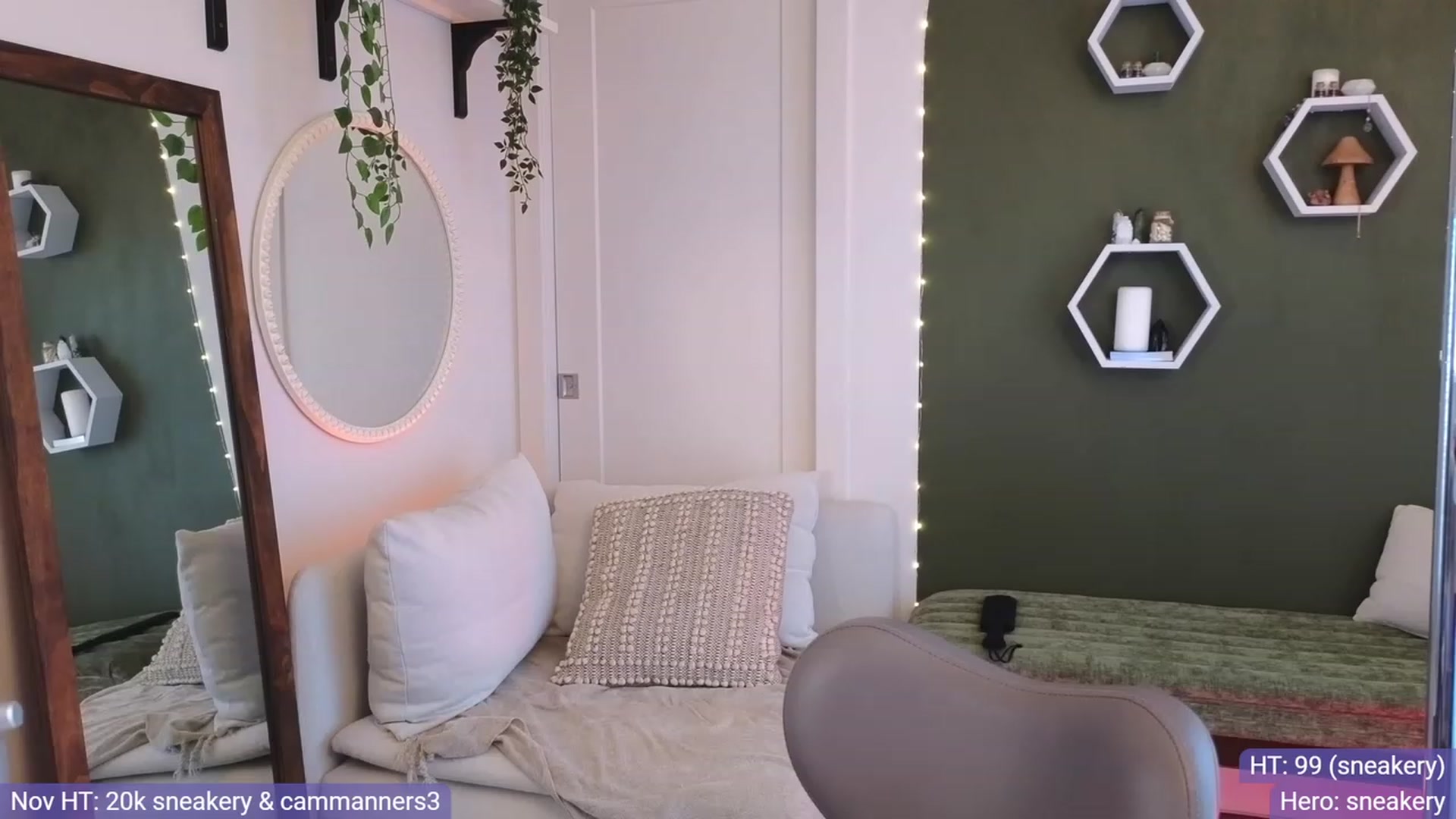 Gallery image thumbnail from JordynJaci's myfreecams stream on, 11/28/2023, 15:45 image 5 of 20