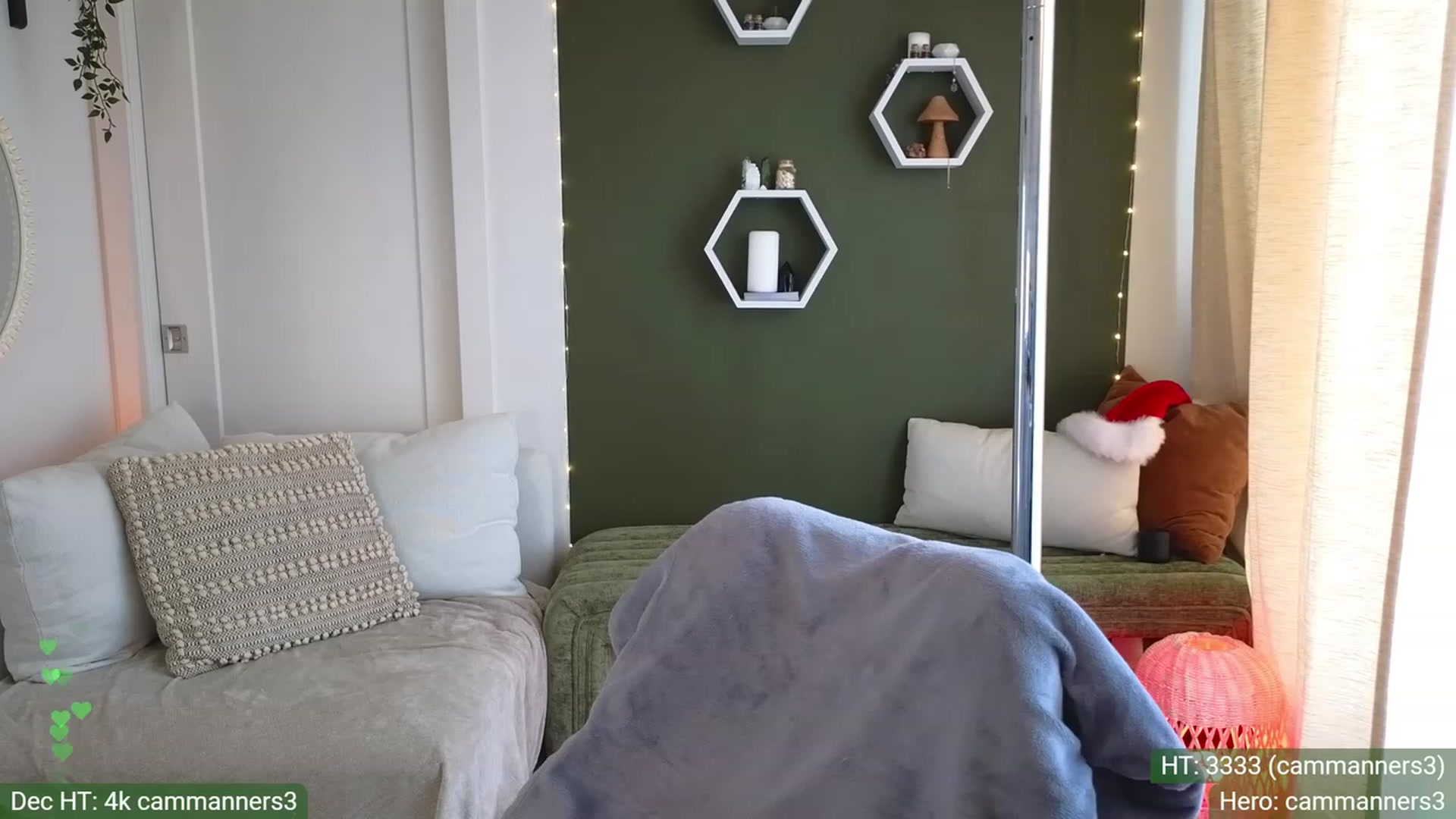 Gallery image thumbnail from JordynJaci's myfreecams stream on, 12/01/2023, 19:32 image 7 of 20