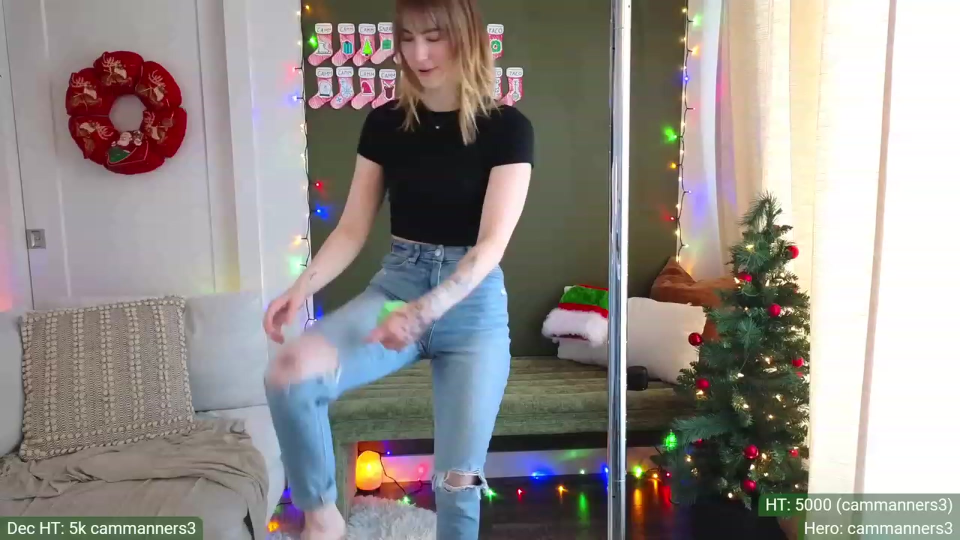 Gallery image thumbnail from JordynJaci's myfreecams stream on, 12/04/2023, 18:26 image 2 of 20