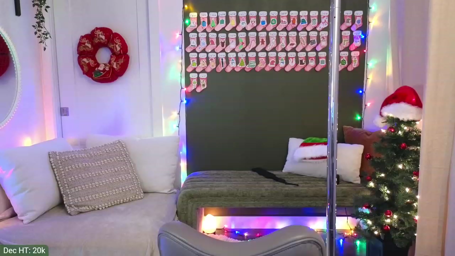 Gallery image thumbnail from JordynJaci's myfreecams stream on, 12/22/2023, 16:05 image 3 of 20