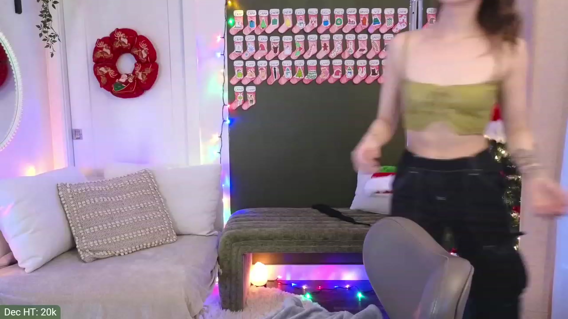 Gallery image thumbnail from JordynJaci's myfreecams stream on, 12/22/2023, 16:05 image 10 of 20