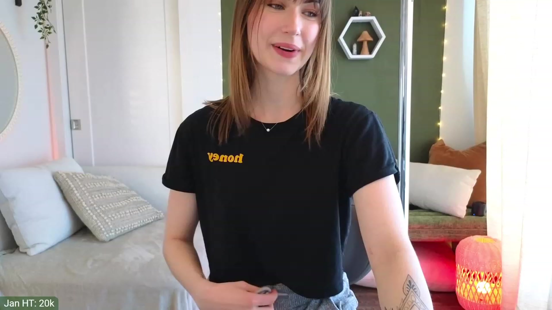 Gallery image thumbnail from JordynJaci's myfreecams stream on, 01/04/2024, 19:50 image 15 of 20