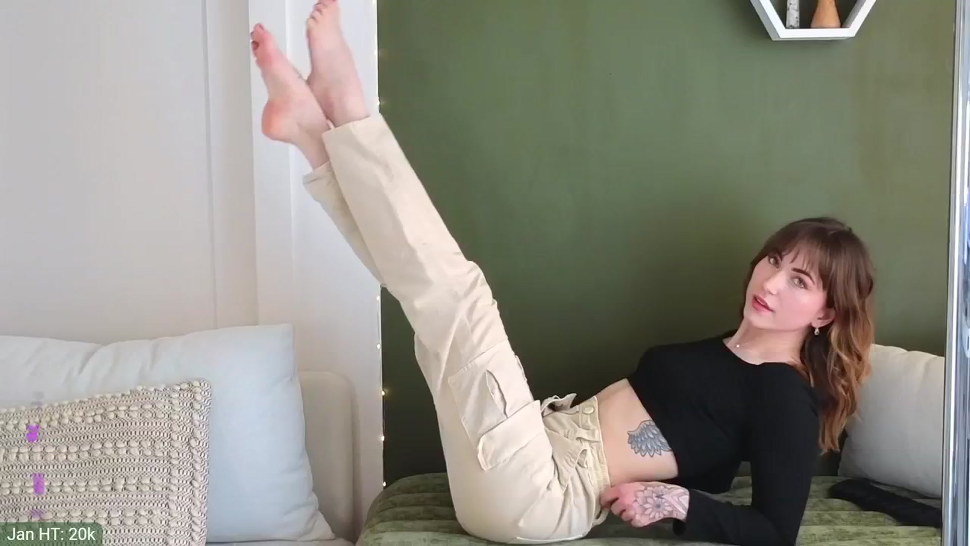 Gallery image thumbnail from JordynJaci's myfreecams stream on, 01/17/2024, 18:44 image 15 of 20