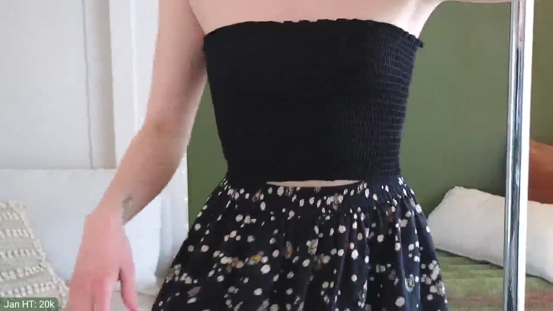 Gallery image thumbnail from JordynJaci's myfreecams stream on, 01/30/2024, 17:11 image 17 of 20