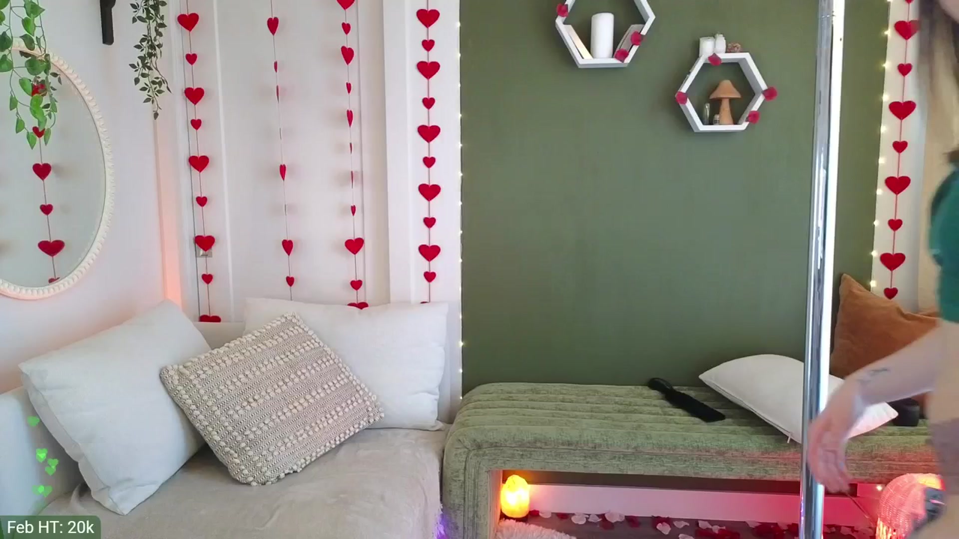 Gallery image thumbnail from JordynJaci's myfreecams stream on, 02/13/2024, 19:02 image 6 of 20