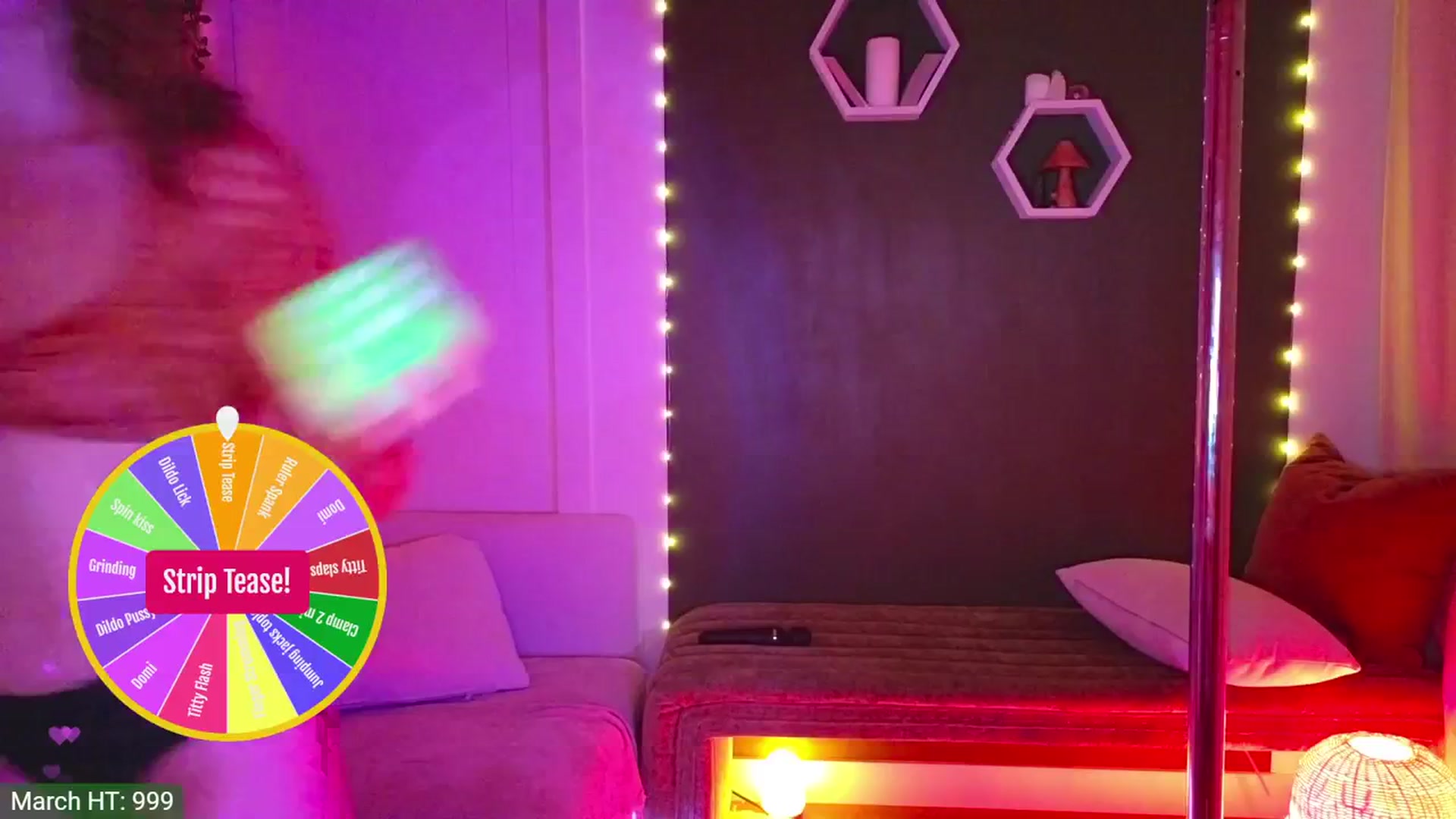 Gallery image thumbnail from JordynJaci's myfreecams stream on, 03/04/2024, 03:57 image 19 of 20