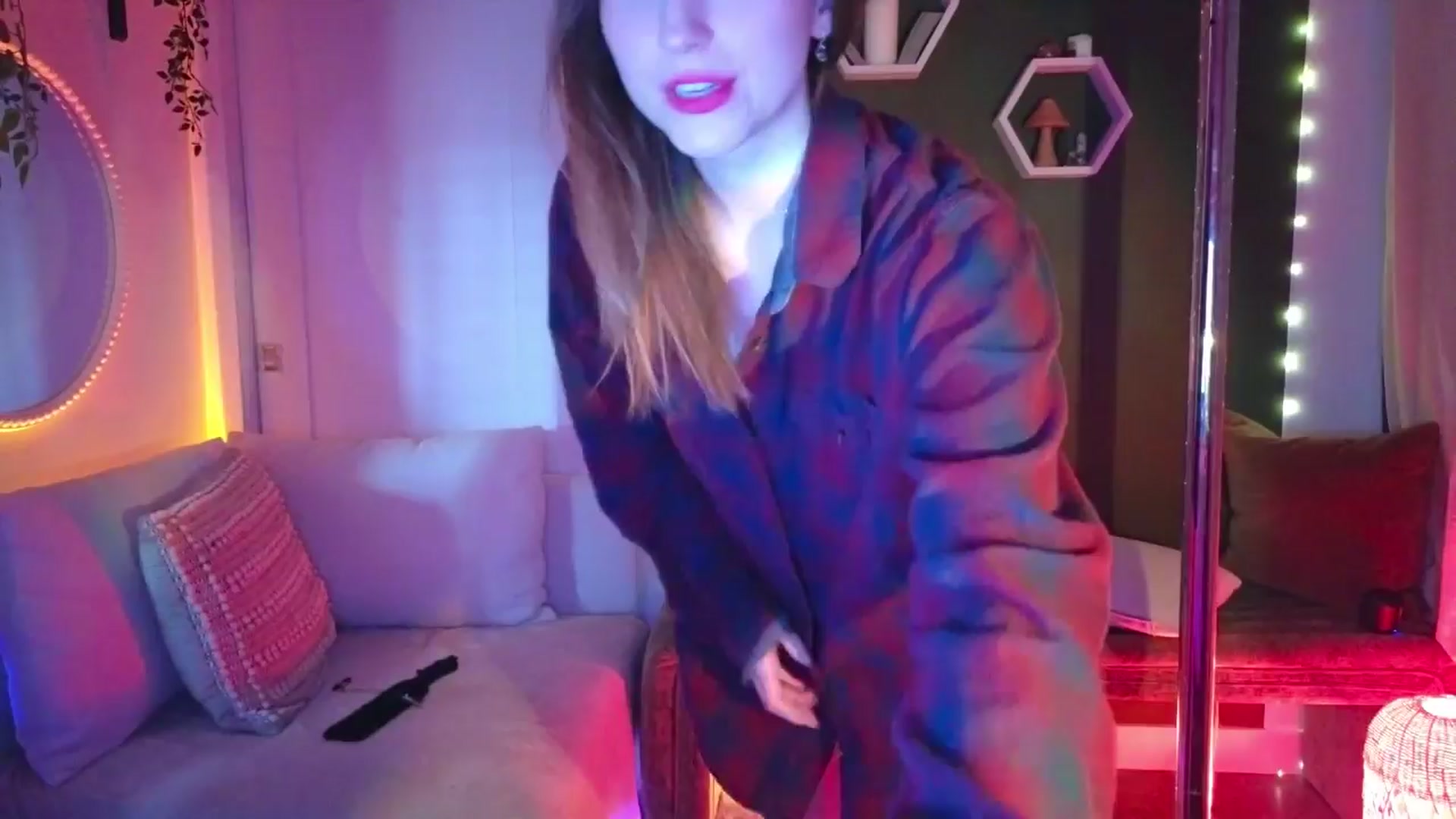 Gallery image thumbnail from JordynJaci's myfreecams stream on, 04/02/2024, 17:34 image 13 of 20