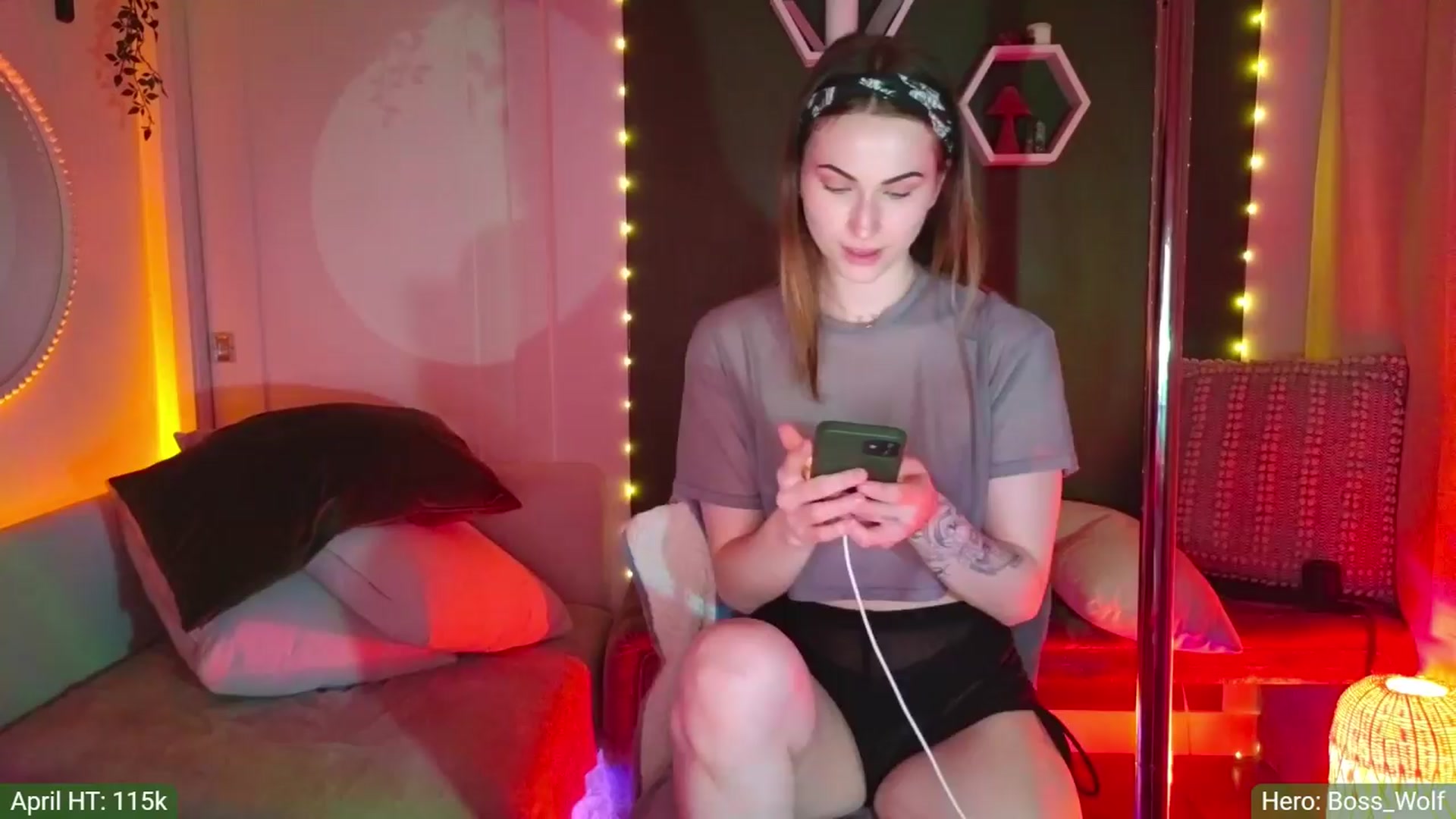 Gallery image thumbnail from JordynJaci's myfreecams stream on, 04/08/2024, 04:53 image 6 of 20