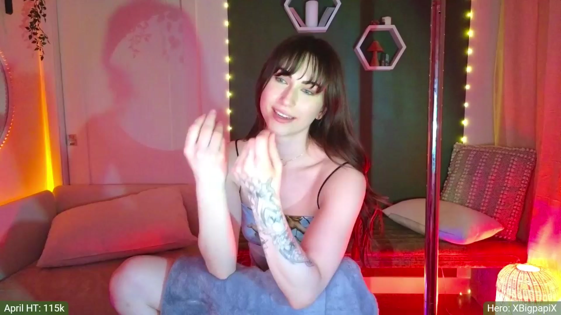 Gallery image thumbnail from JordynJaci's myfreecams stream on, 04/15/2024, 03:39 image 1 of 20