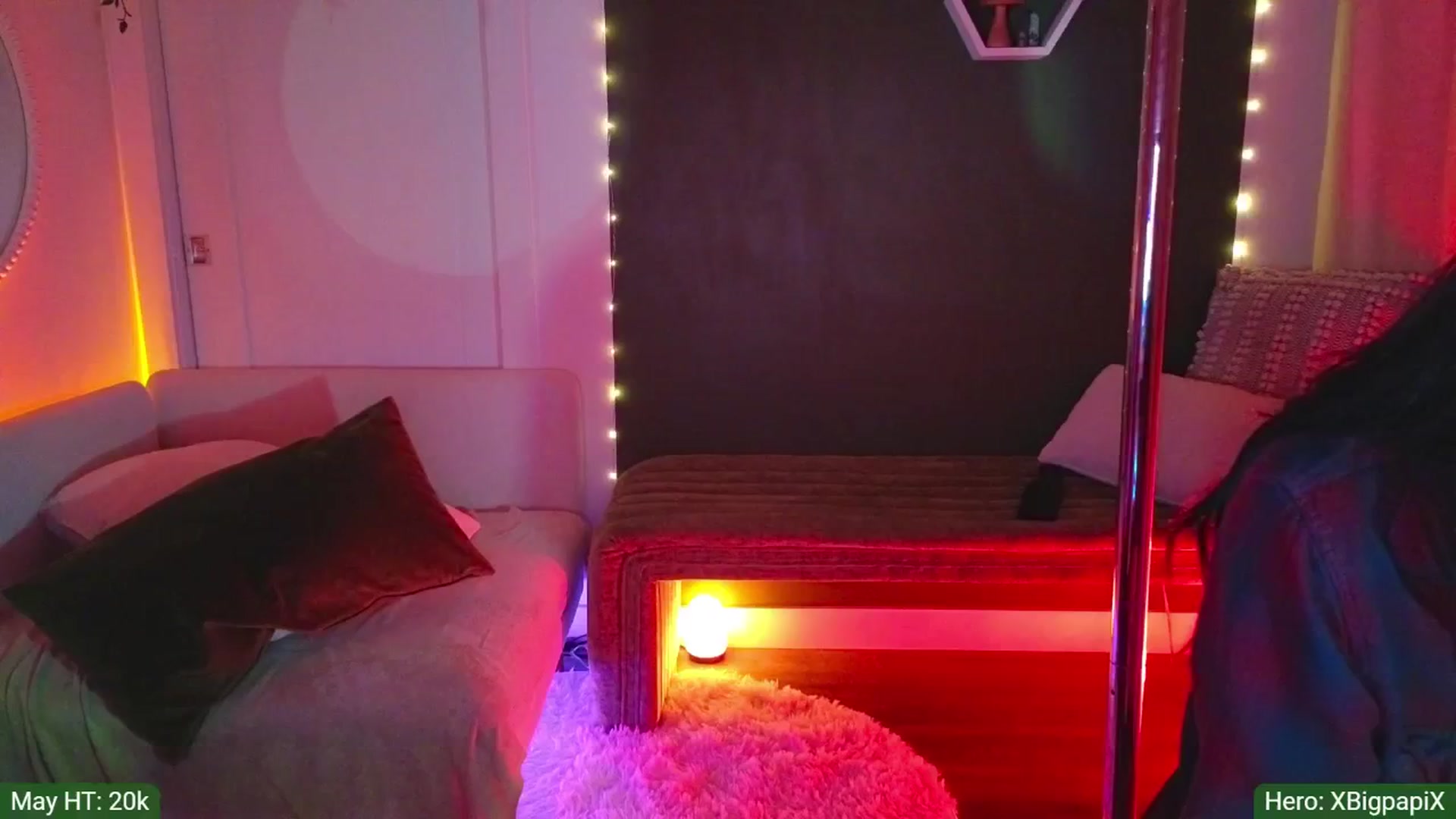 Gallery image thumbnail from JordynJaci's myfreecams stream on, 05/20/2024, 04:04 image 16 of 20