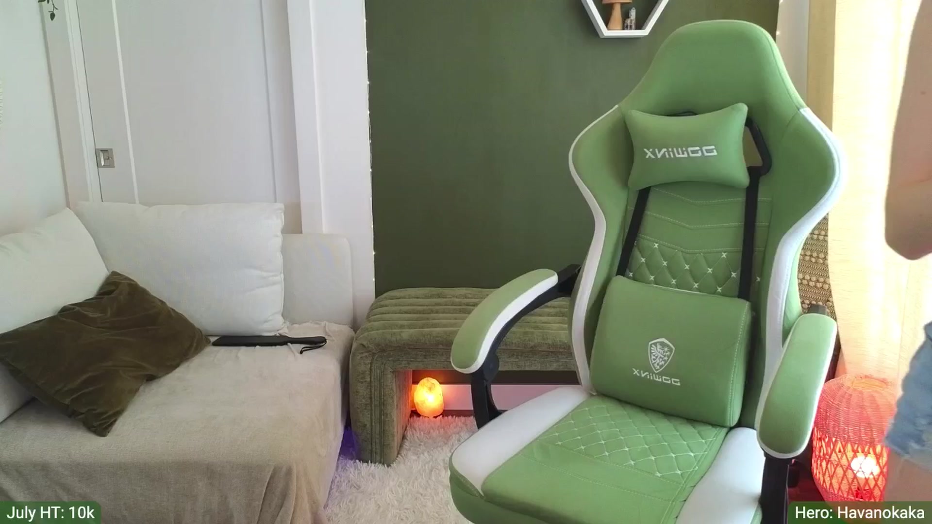 Gallery image thumbnail from JordynJaci's myfreecams stream on, 07/18/2024, 18:24 image 3 of 20