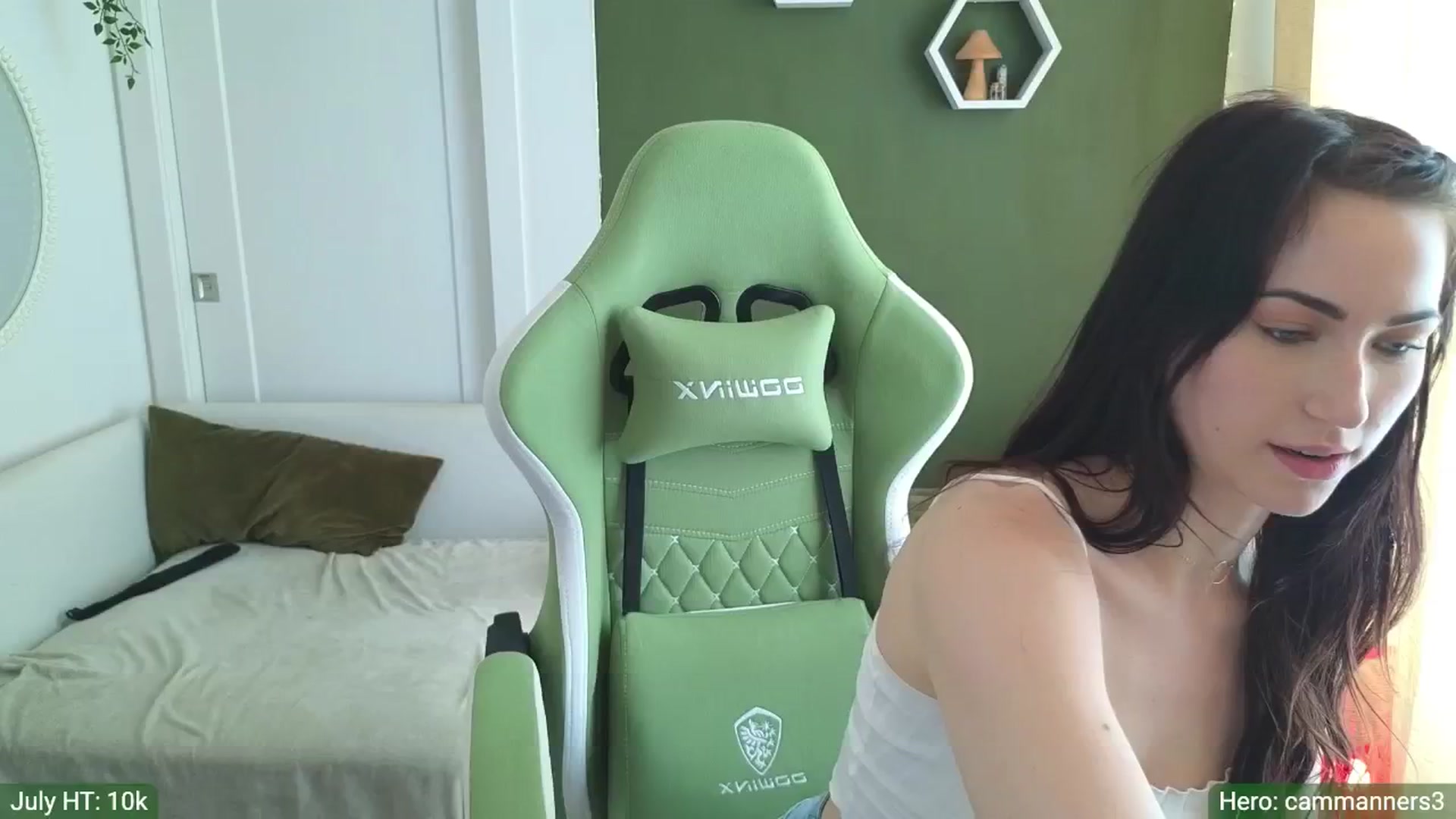 Gallery image thumbnail from JordynJaci's myfreecams stream on, 07/18/2024, 23:33 image 19 of 20