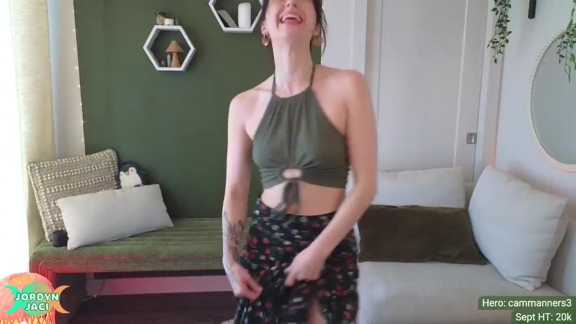 Gallery image thumbnail from JordynJaci's myfreecams stream on, 09/03/2024, 15:17 image 17 of 20