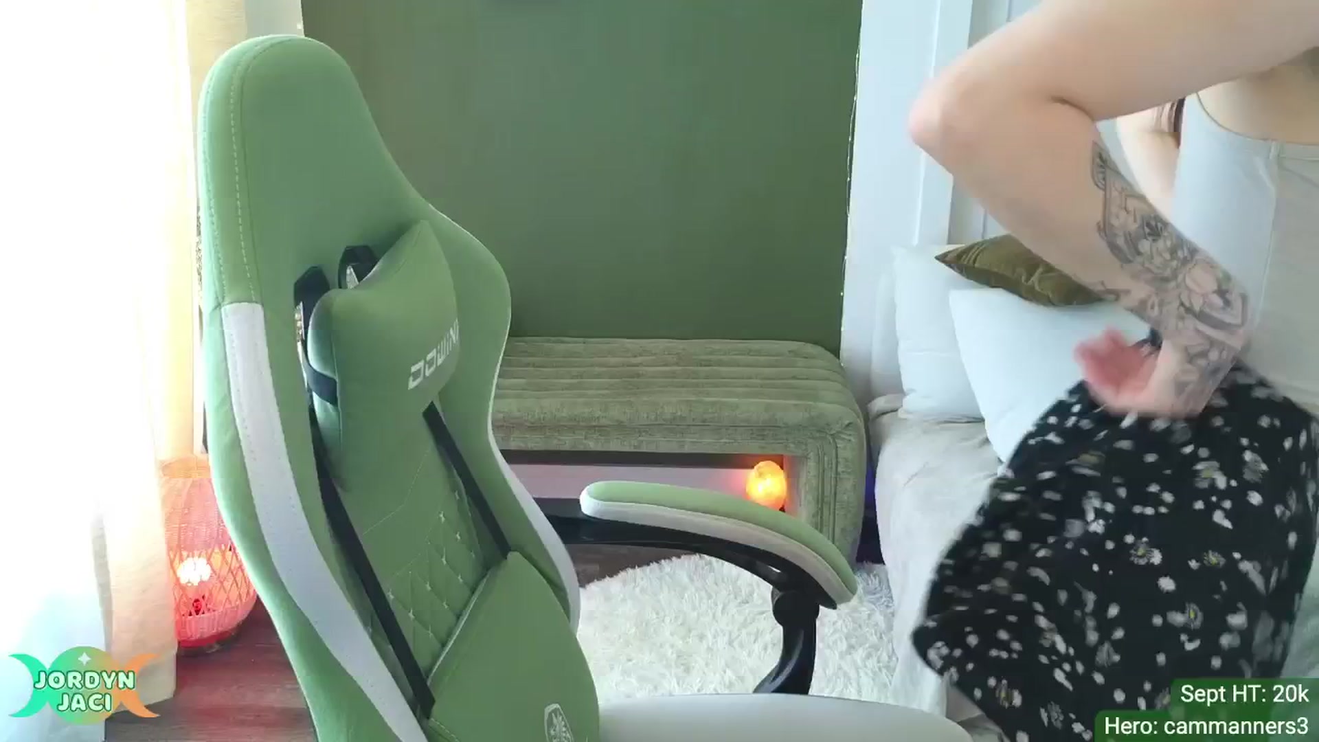 Gallery image thumbnail from JordynJaci's myfreecams stream on, 09/24/2024, 19:27 image 12 of 20