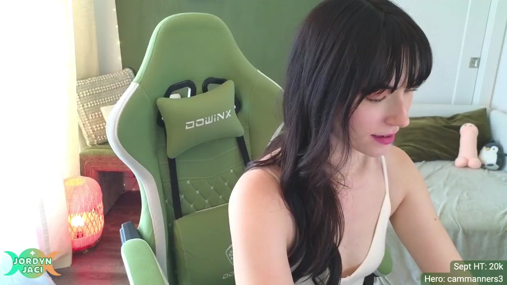 Gallery image thumbnail from JordynJaci's myfreecams stream on, 09/26/2024, 17:42 image 10 of 20
