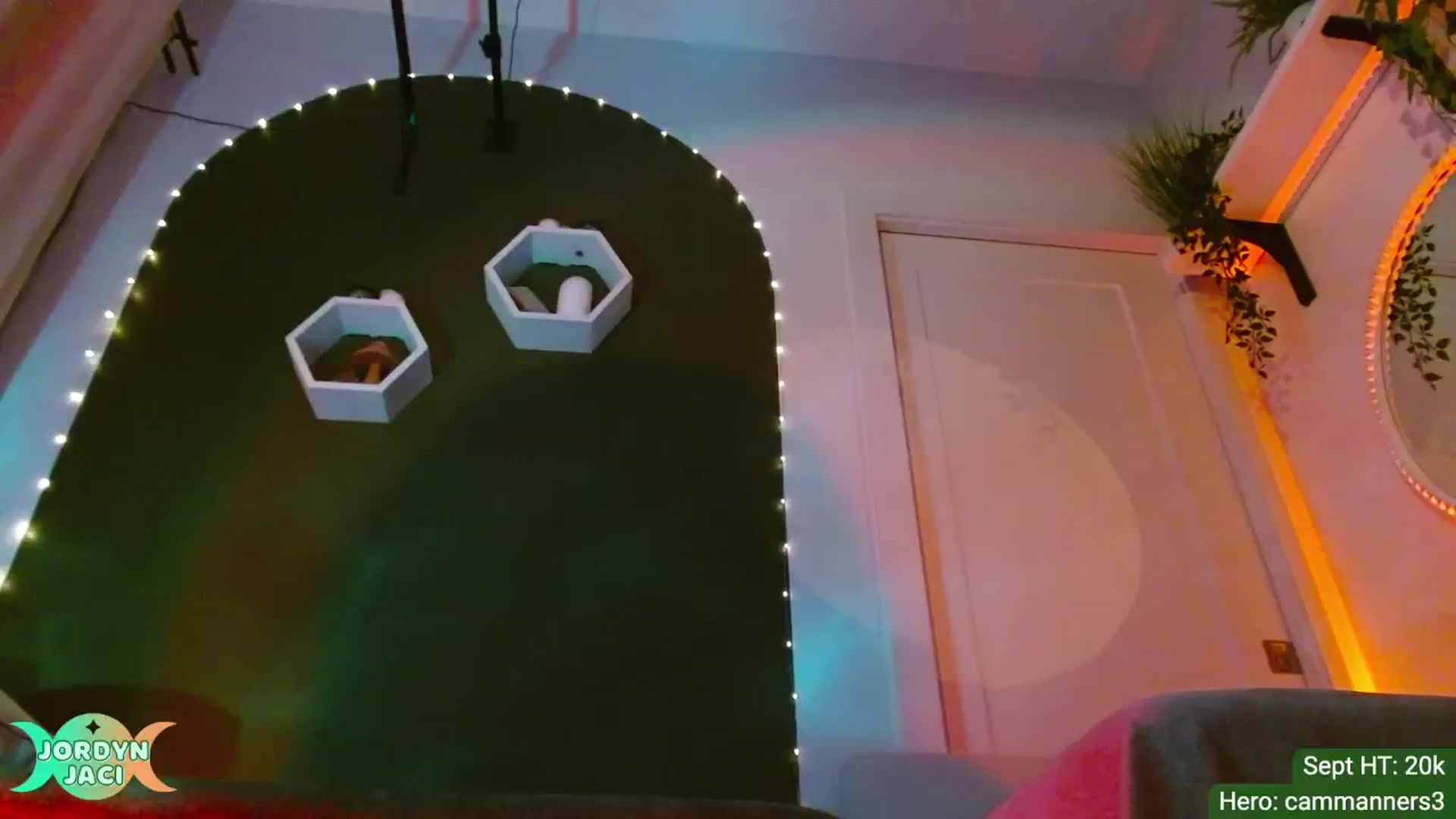 Gallery image thumbnail from JordynJaci's myfreecams stream on, 09/30/2024, 02:26 image 16 of 20