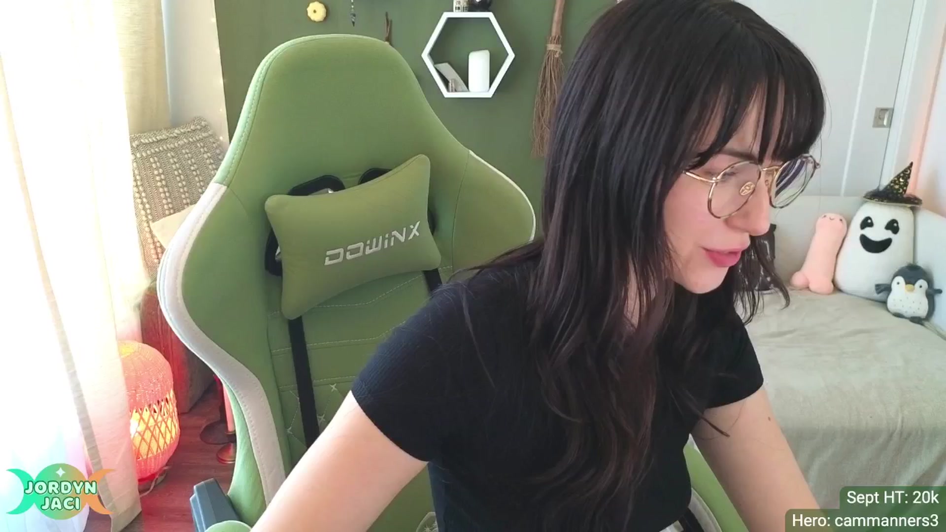 Gallery image thumbnail from JordynJaci's myfreecams stream on, 09/30/2024, 18:52 image 9 of 20