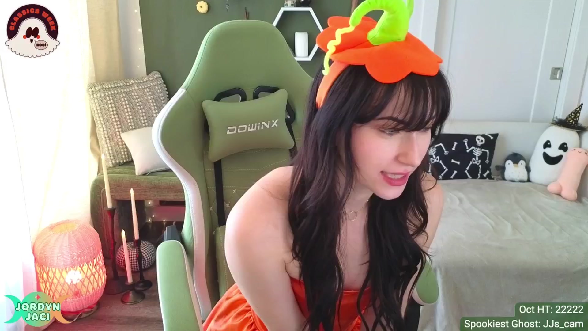 Gallery image thumbnail from JordynJaci's myfreecams stream on, 10/08/2024, 17:03 image 7 of 20