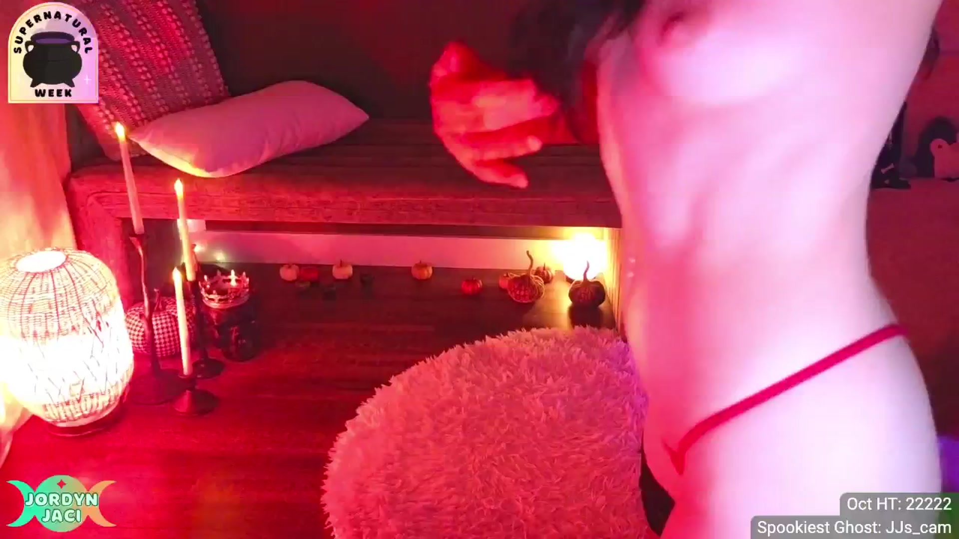 Gallery image thumbnail from JordynJaci's myfreecams stream on, 10/14/2024, 02:35 image 19 of 20