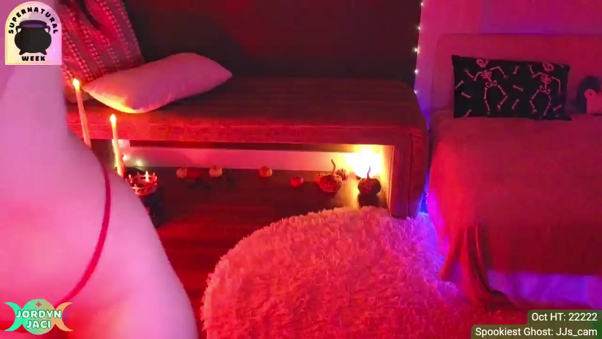 Gallery image thumbnail from JordynJaci's myfreecams stream on, 10/14/2024, 02:35 image 17 of 20