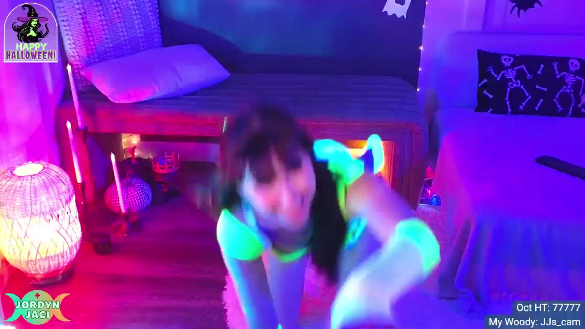 Gallery image thumbnail from JordynJaci's myfreecams stream on, 11/01/2024, 05:18 image 15 of 20