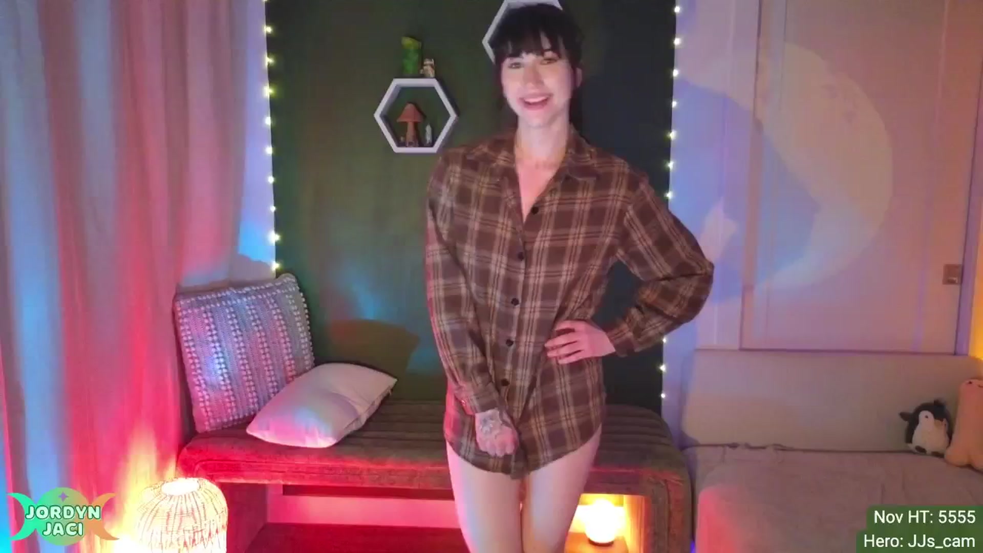 Gallery image thumbnail from JordynJaci's myfreecams stream on, 11/11/2024, 03:42 image 1 of 20