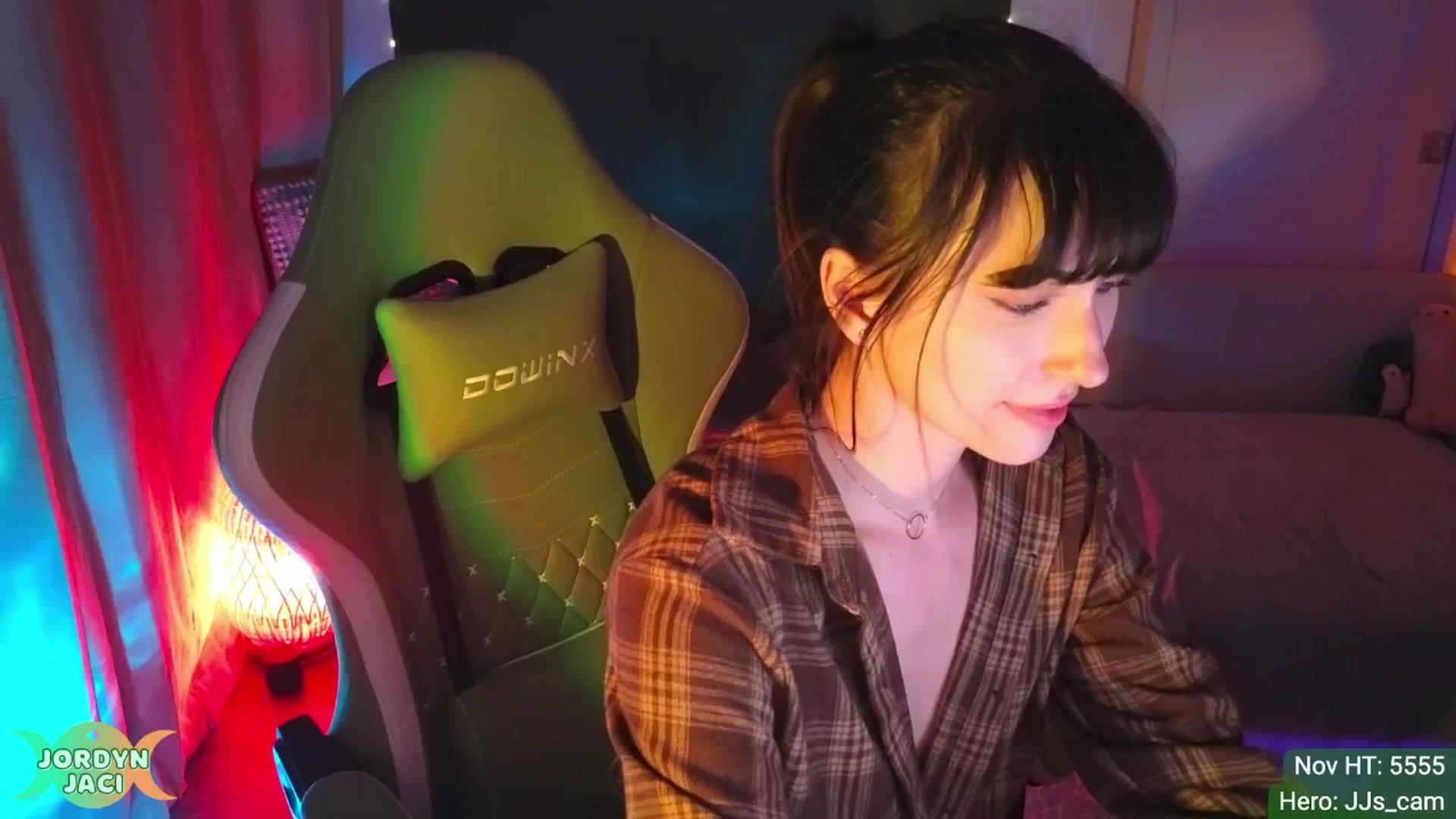 Gallery image thumbnail from JordynJaci's myfreecams stream on, 11/11/2024, 03:42 image 9 of 20